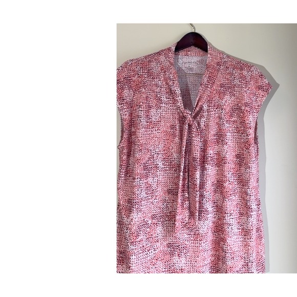 Talbots Tie Neck Sleeveless Blouse Abstract Dot Pink White Size XL Stretch Boho - Picture 6 of 9